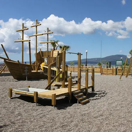 Holidays μεσσηνη