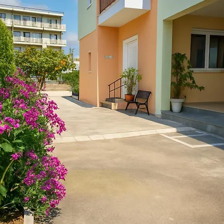 Holidays μεσσηνη شقة *